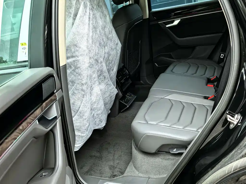 Volkswagen Touareg 2026 3.0TSI Sport