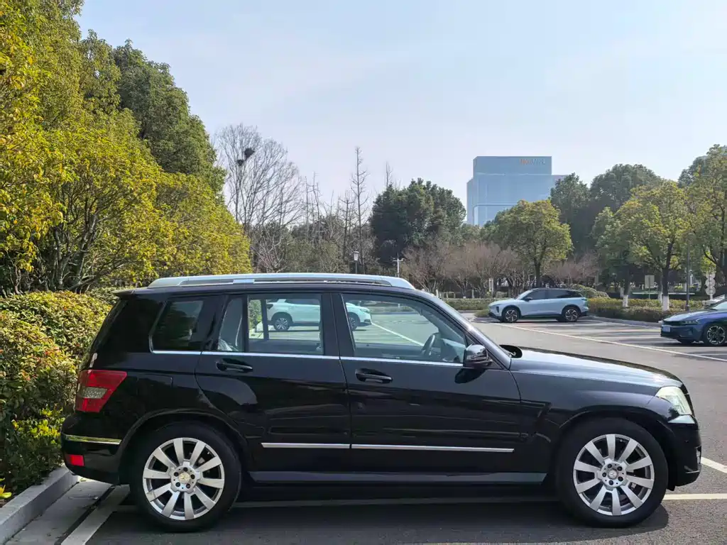 Mercedes-Benz GLK 2010 GLK 300 4MATIC Fashion