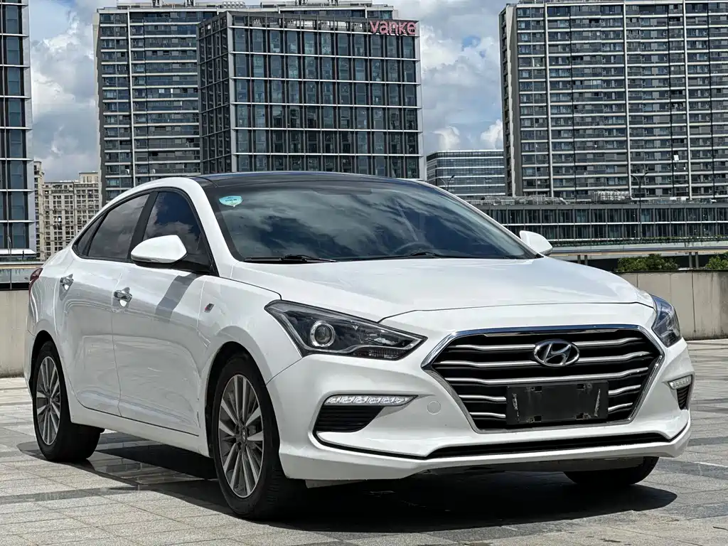 Hyundai Mistra — миниатюра 3
