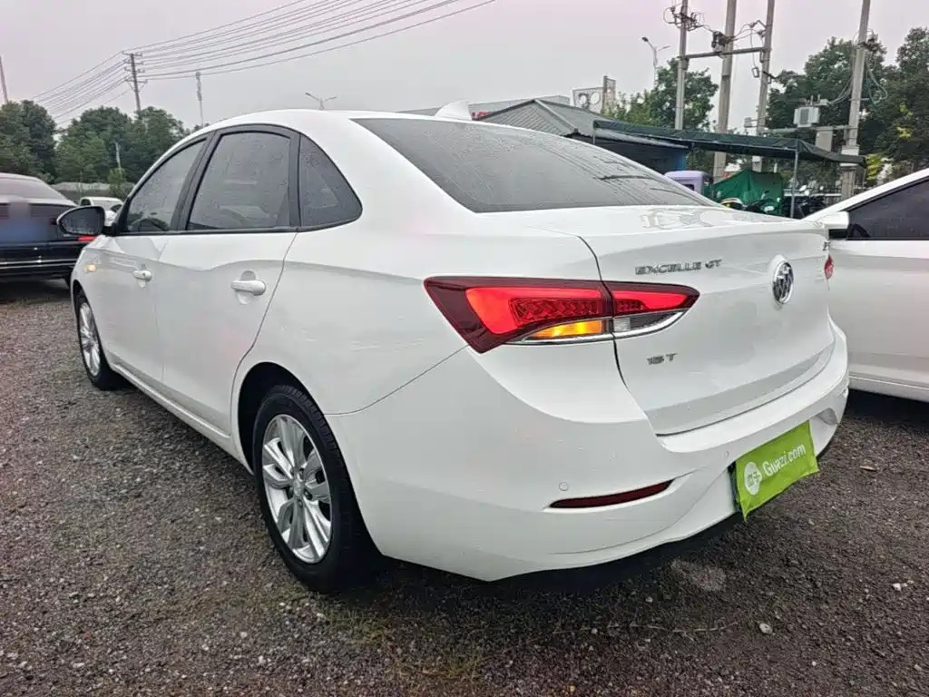 Buick Excelle — миниатюра 5