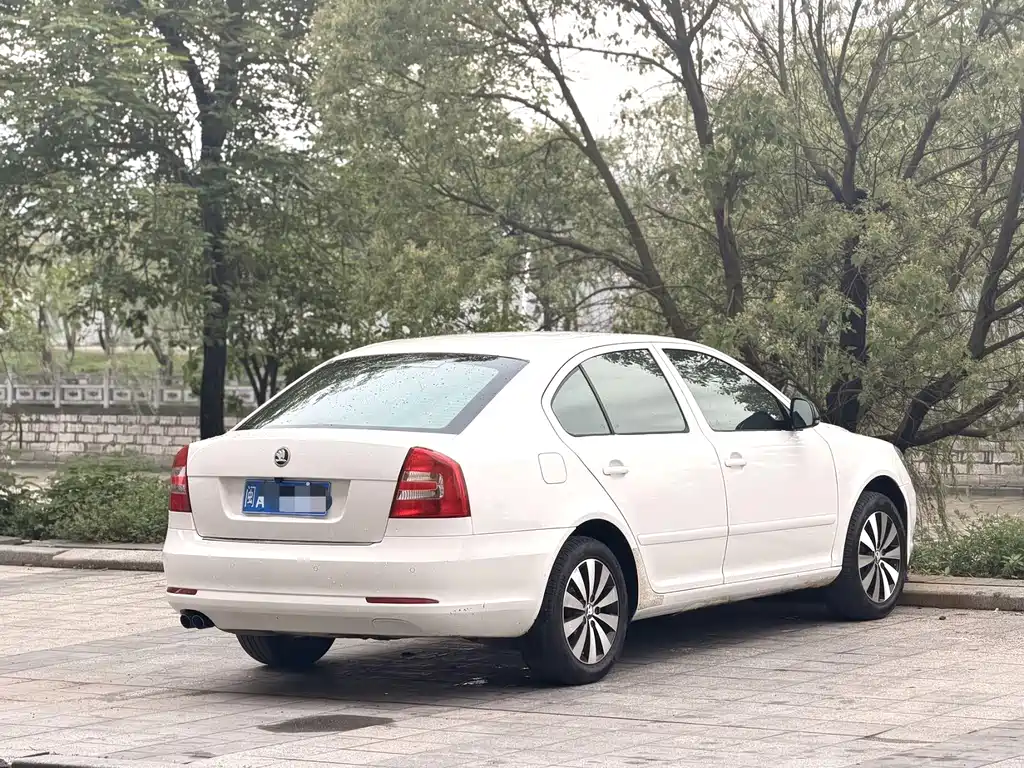 Skoda Octavia 经典款 1.6L 自动逸杰版, фото 3