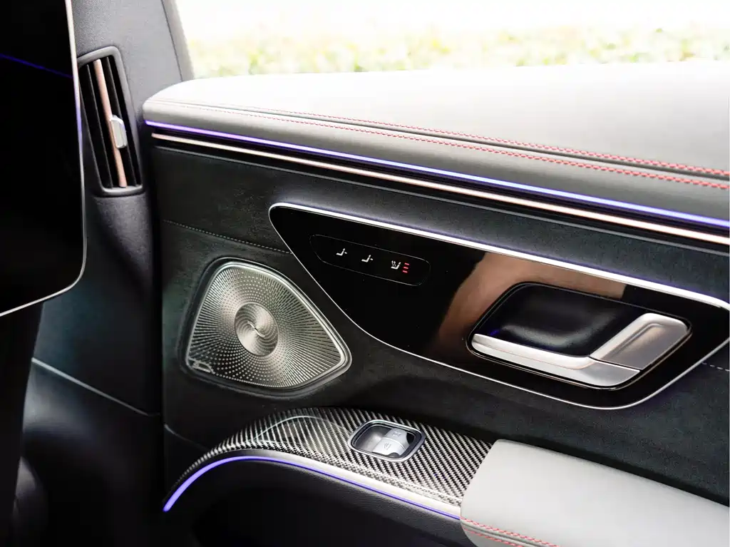 Mercedes-Benz EQS AMG — миниатюра 16