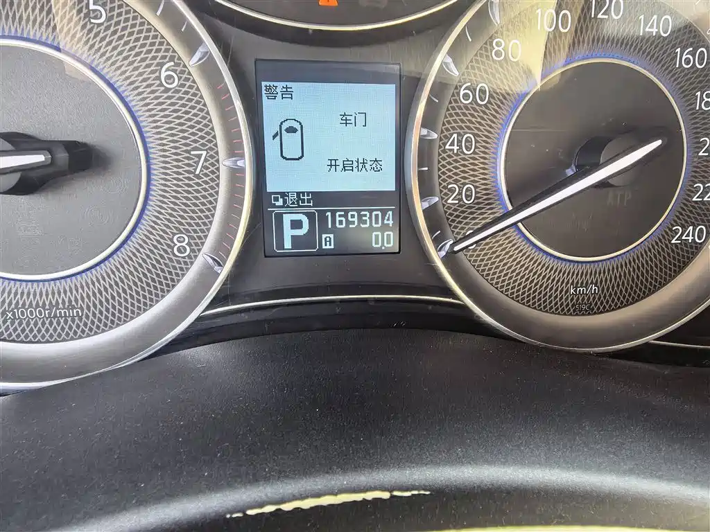 Infiniti QX 2011 QX56