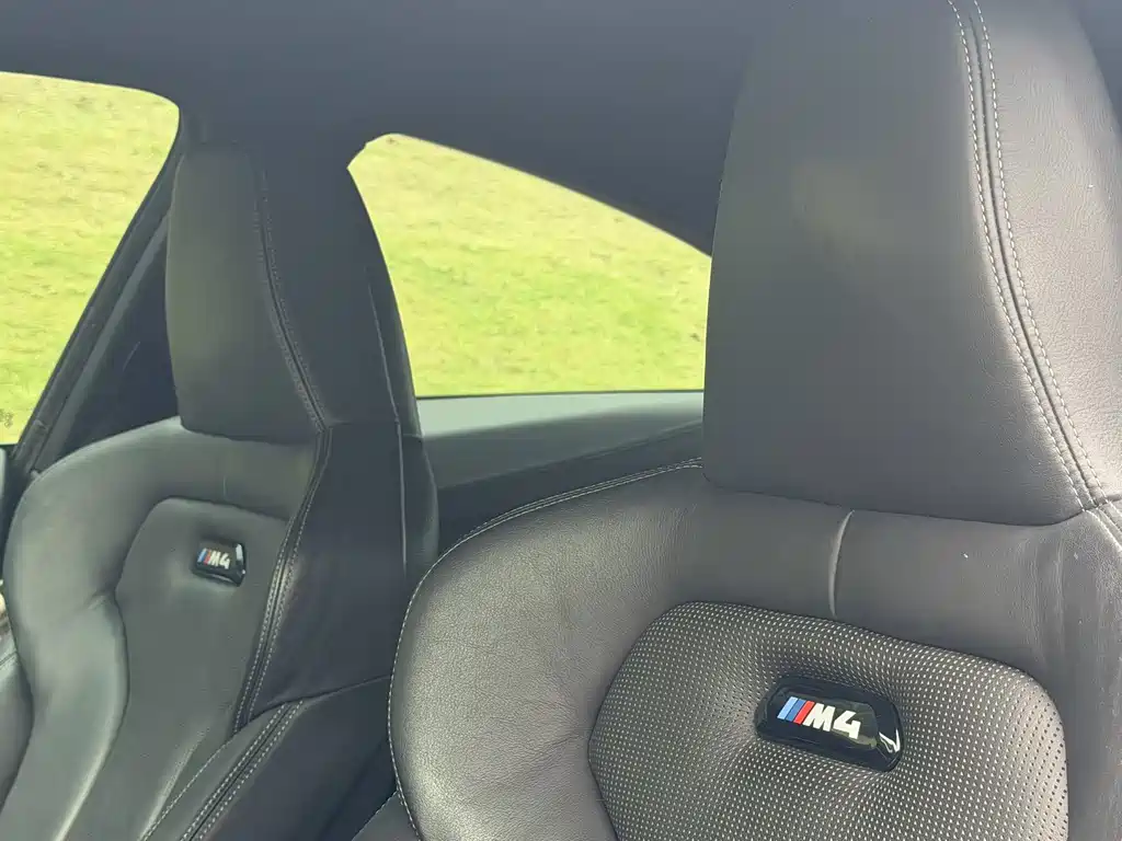 BMW M4 — миниатюра 8