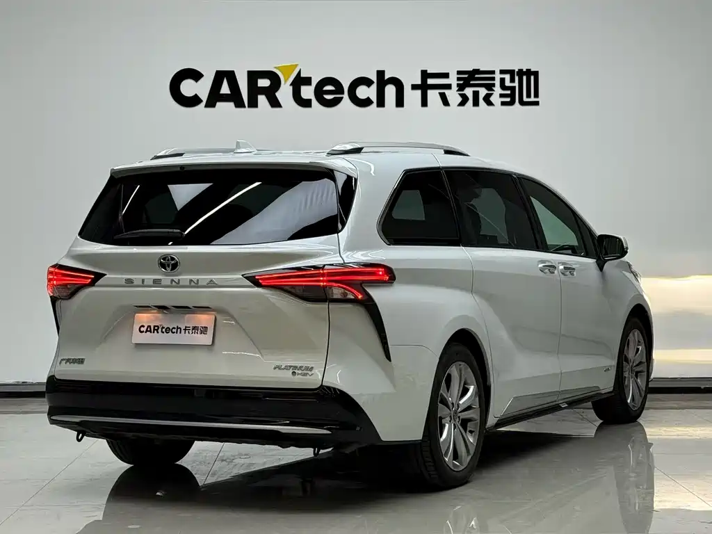 Toyota Sienna 2024 2.5L
