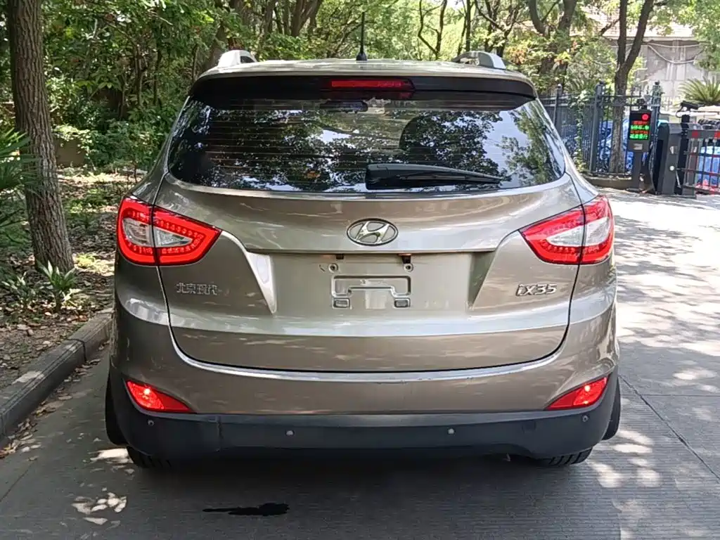 Hyundai BAIC Hyundai ix35 ix35 2015 2.0L AT IV