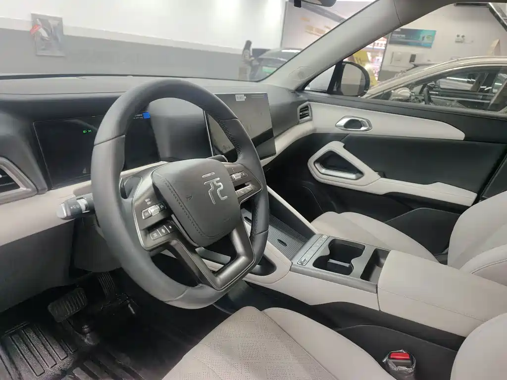 BYD Yuan UP — миниатюра 9