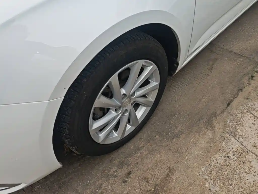 Buick Verano — миниатюра 23