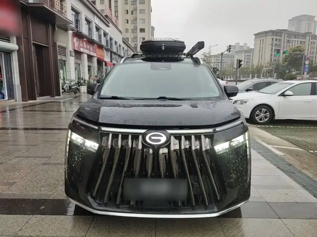 GAC Motor Trumpchi E8 PHEV — миниатюра 3
