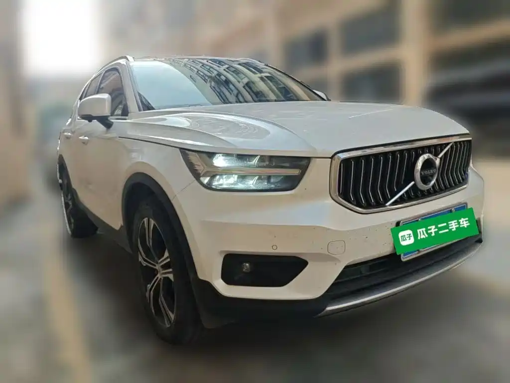 Volvo XC40 — миниатюра 3