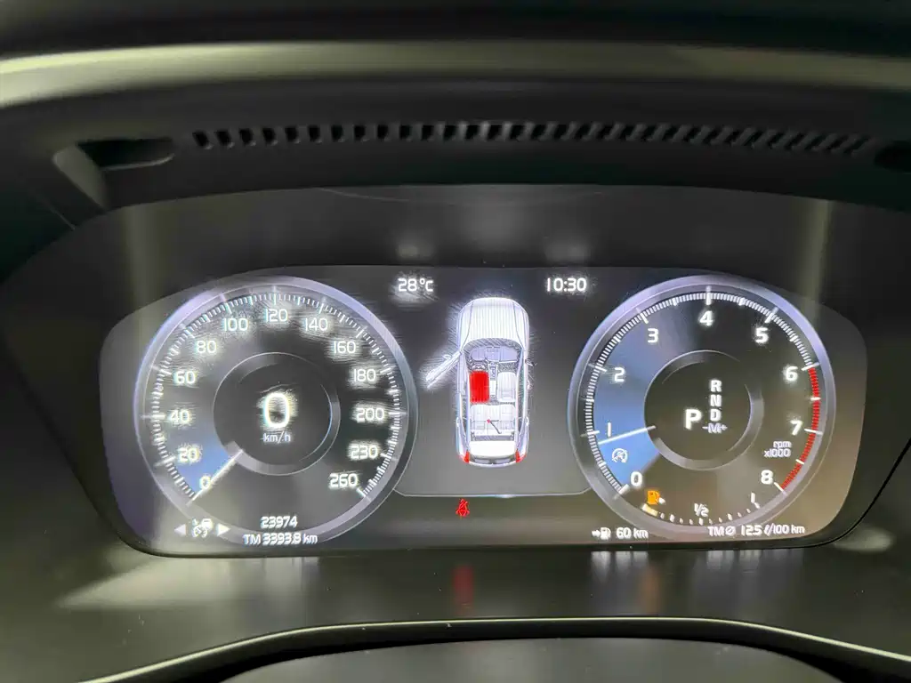 Volvo XC40 T4 4WD Smart Vision Luxury Edition, фото 13