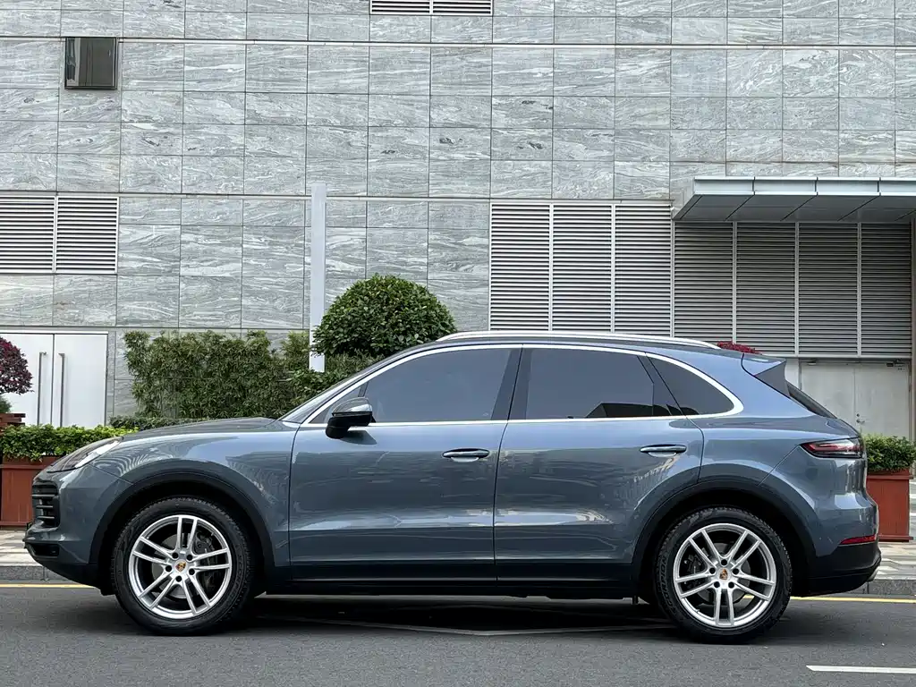 Porsche Cayenne 2019 Cayenne 3.0T
