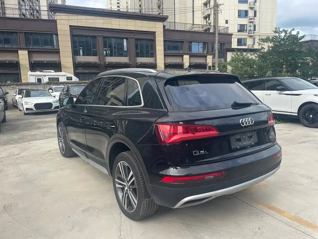 Audi Q5L 2018 45 TFSI Premium VI