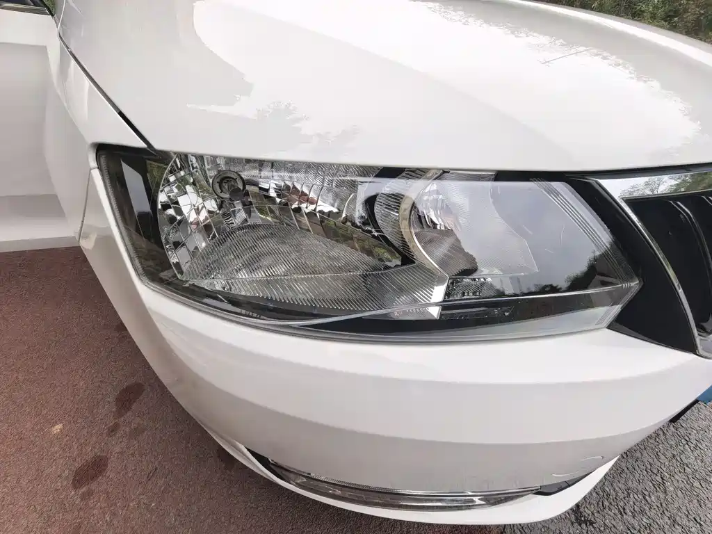Skoda Rapid Spaceback Facelift 1.6L Auto Innovation Edition, фото 13