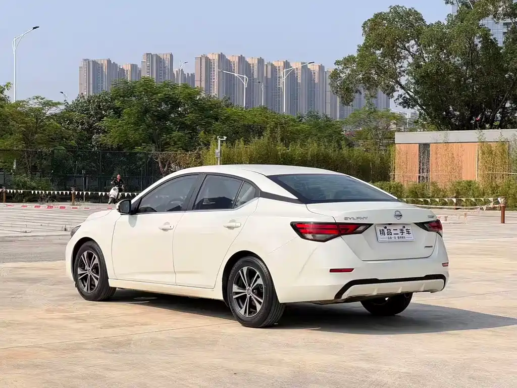 Nissan Sylphy — миниатюра 4