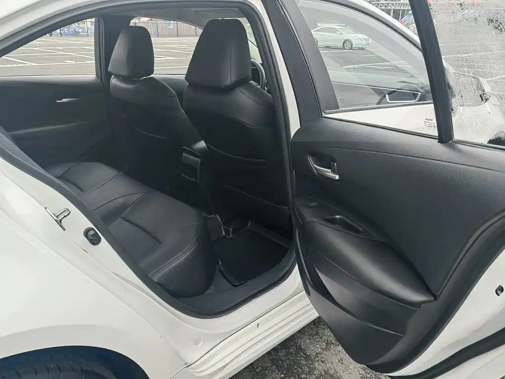 Toyota Corolla — миниатюра 16