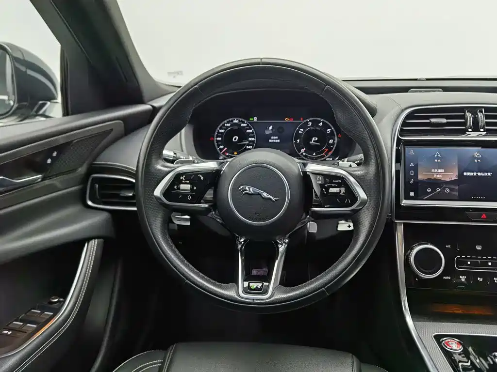 Jaguar XEL — миниатюра 11