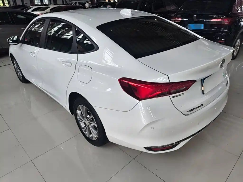 Buick Verano — миниатюра 5