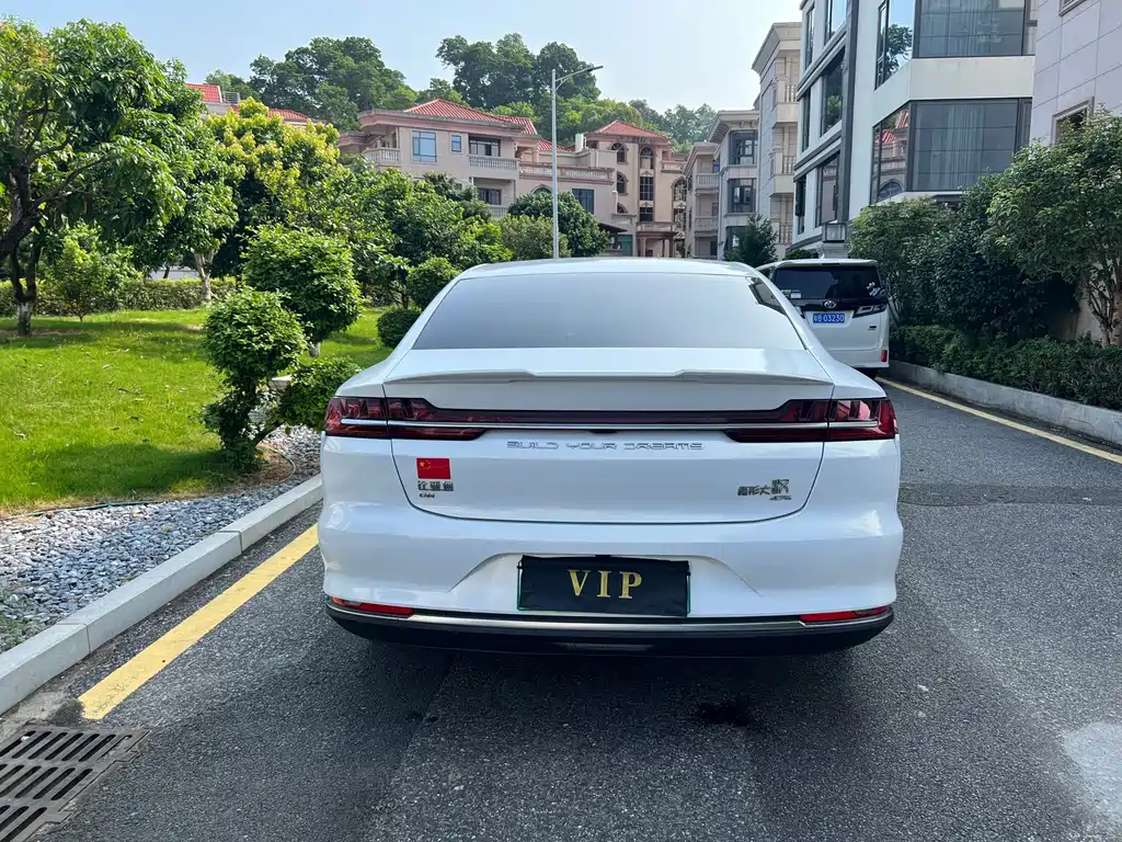 BYD Han — миниатюра 7