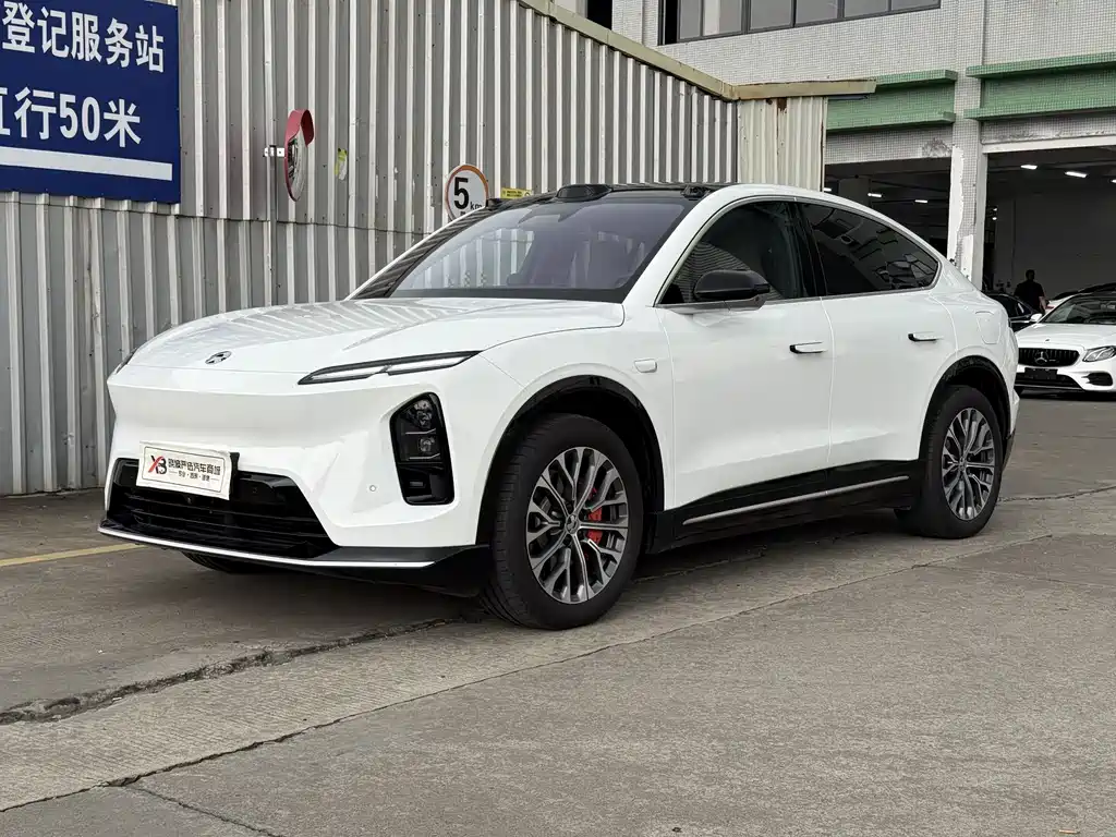Nio EC6 2025