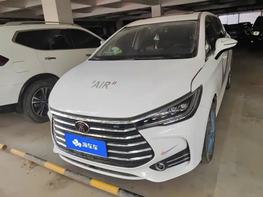 BYD MAX — миниатюра 2