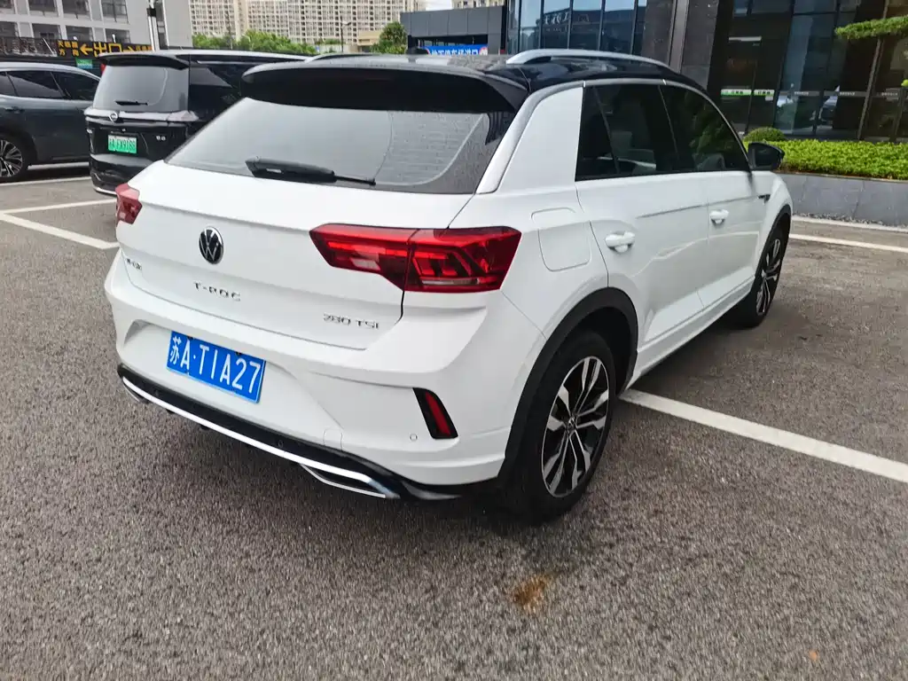 Volkswagen T-Roc — миниатюра 4