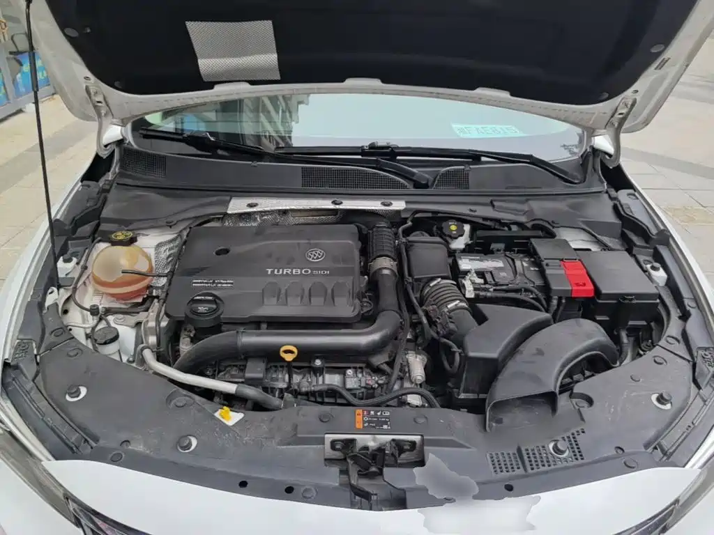 Buick Verano — миниатюра 20