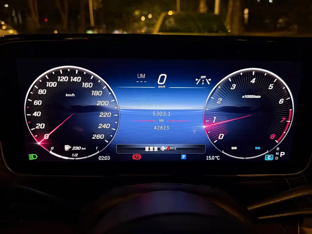 MERCEDES-BENZ C CLASS