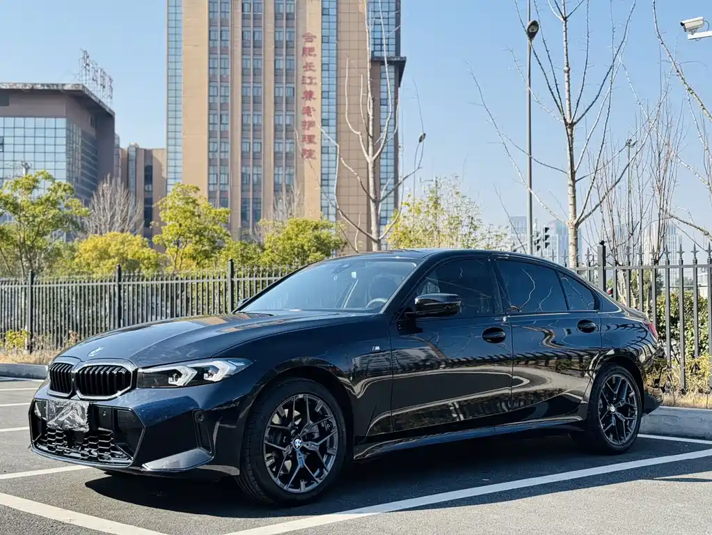 BMW 3 Series 2025
