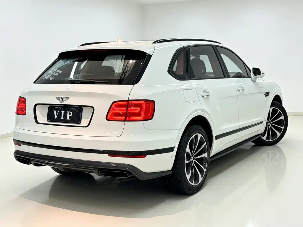 Bentley Bentayga — миниатюра 7