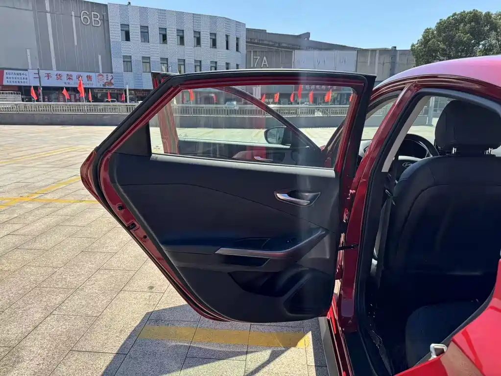 Hyundai Fista — миниатюра 14