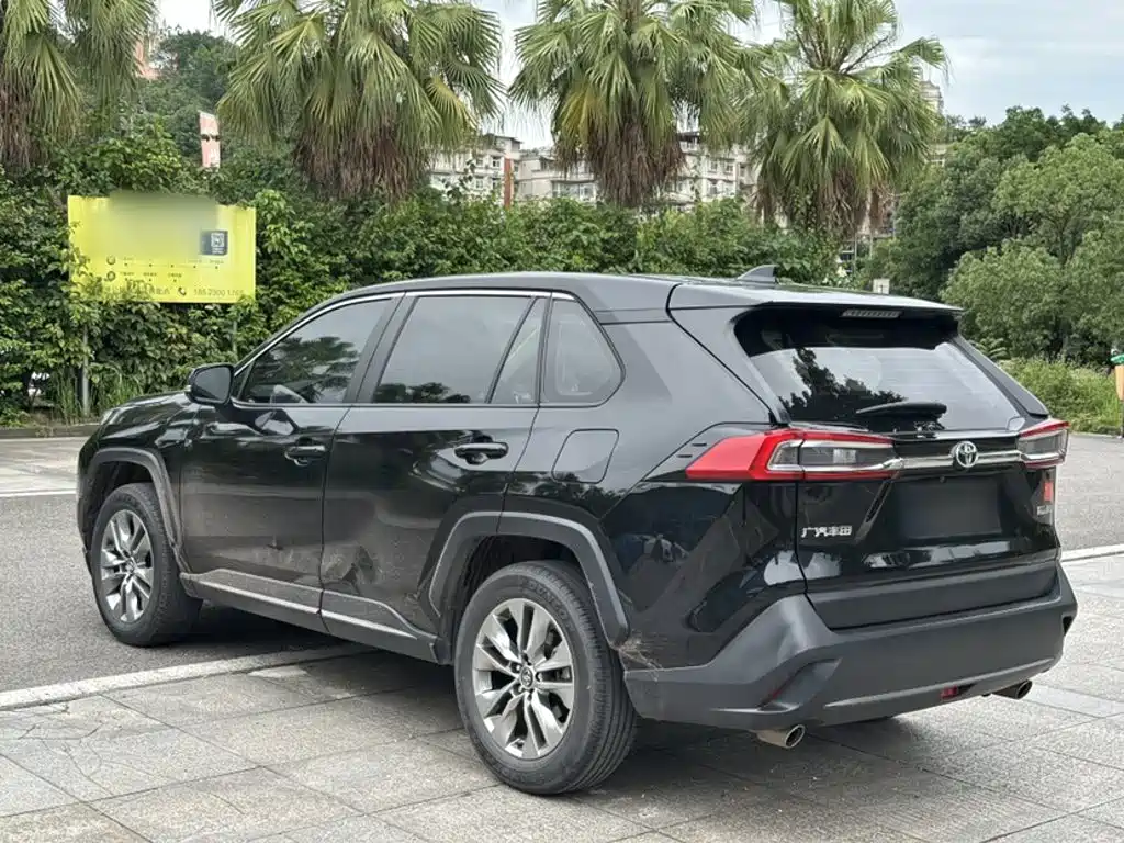 Toyota Wildlander 2023 2.0L CVT Lead