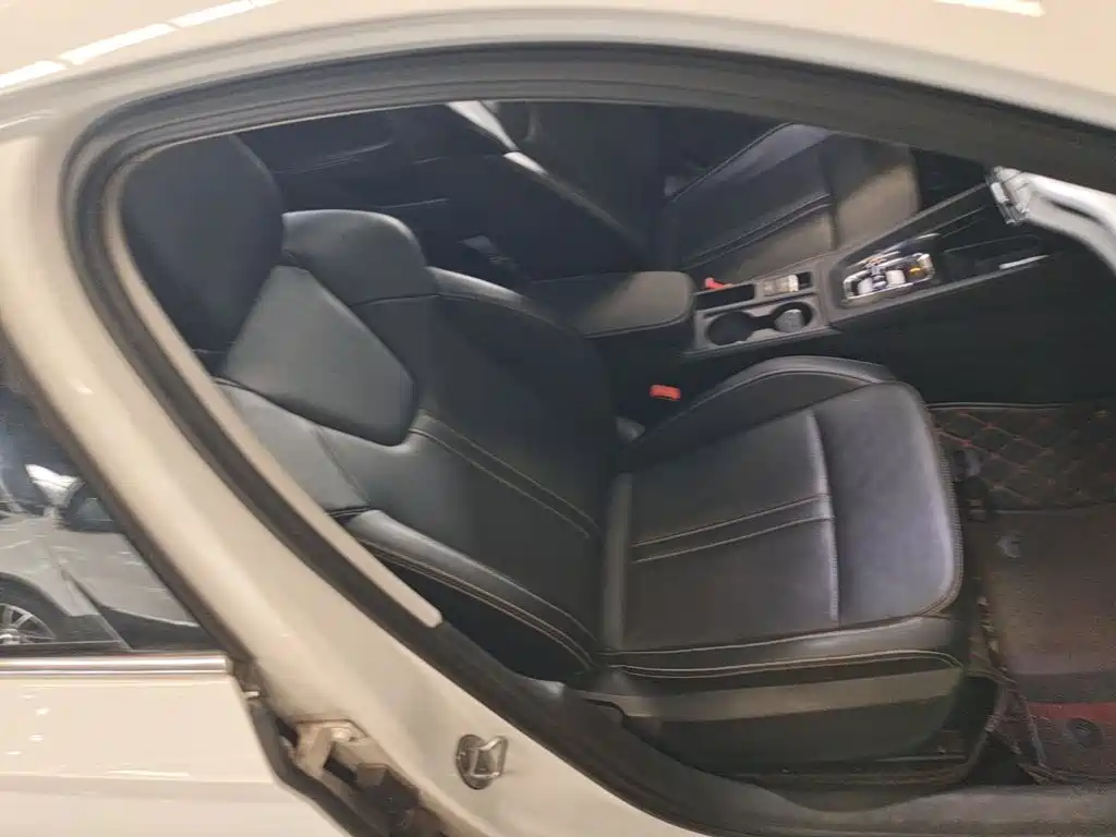 Skoda Octavia — миниатюра 25