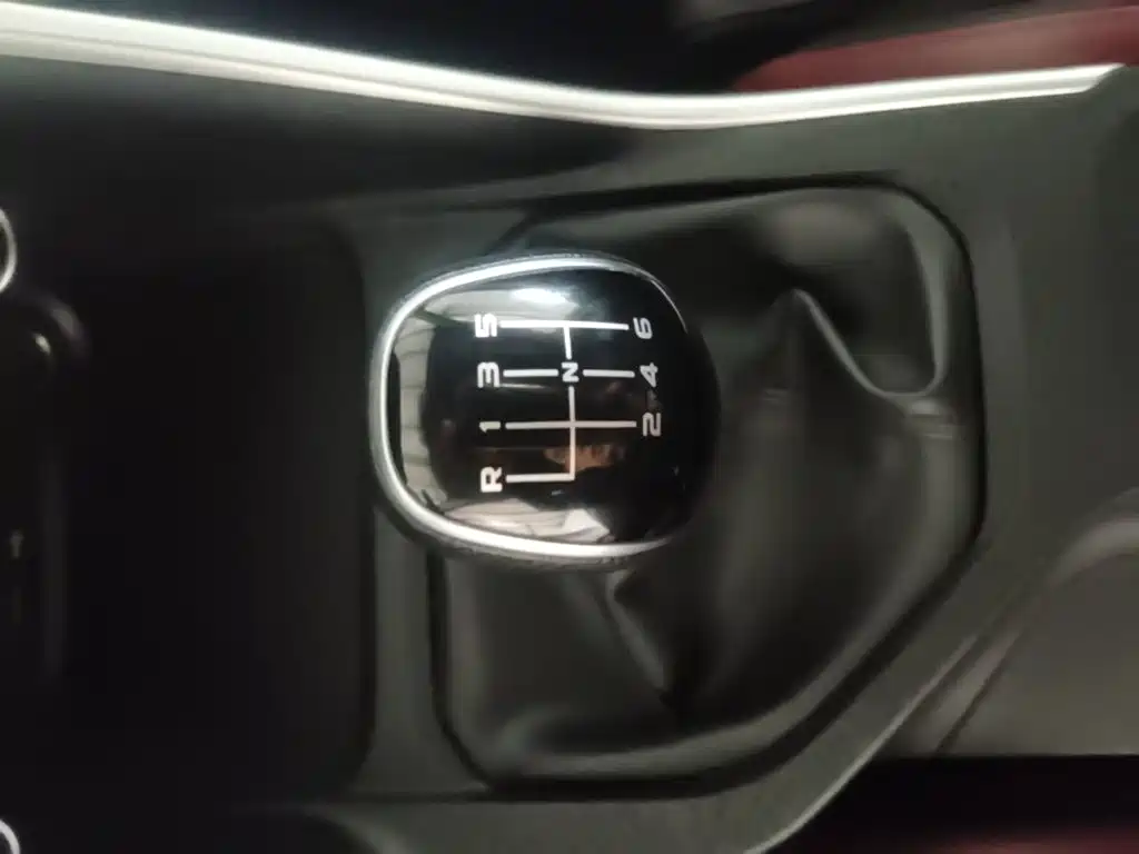 Geely Binyue — миниатюра 14