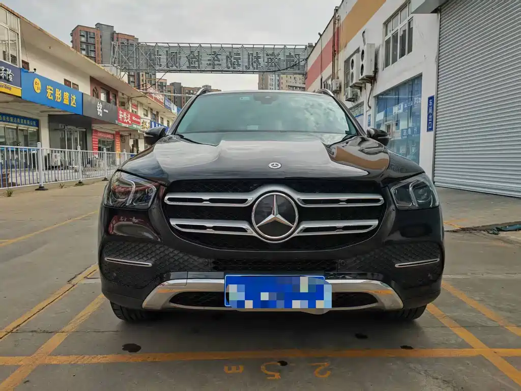 Mercedes-Benz GLE (Import) — миниатюра 2