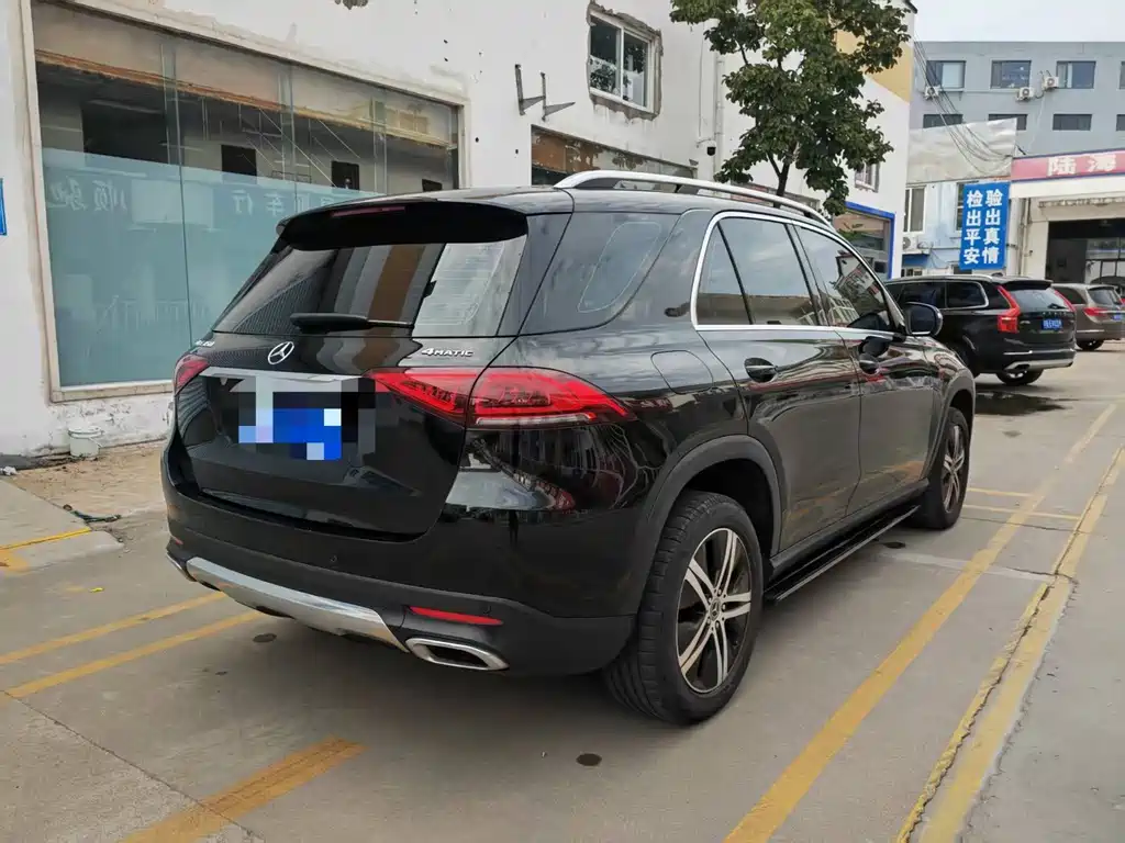 Mercedes-Benz GLE (Import) — миниатюра 8