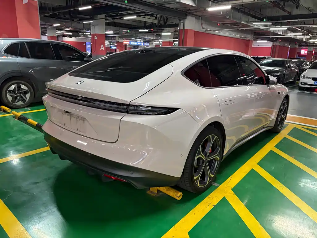 NIO ET5 — миниатюра 3