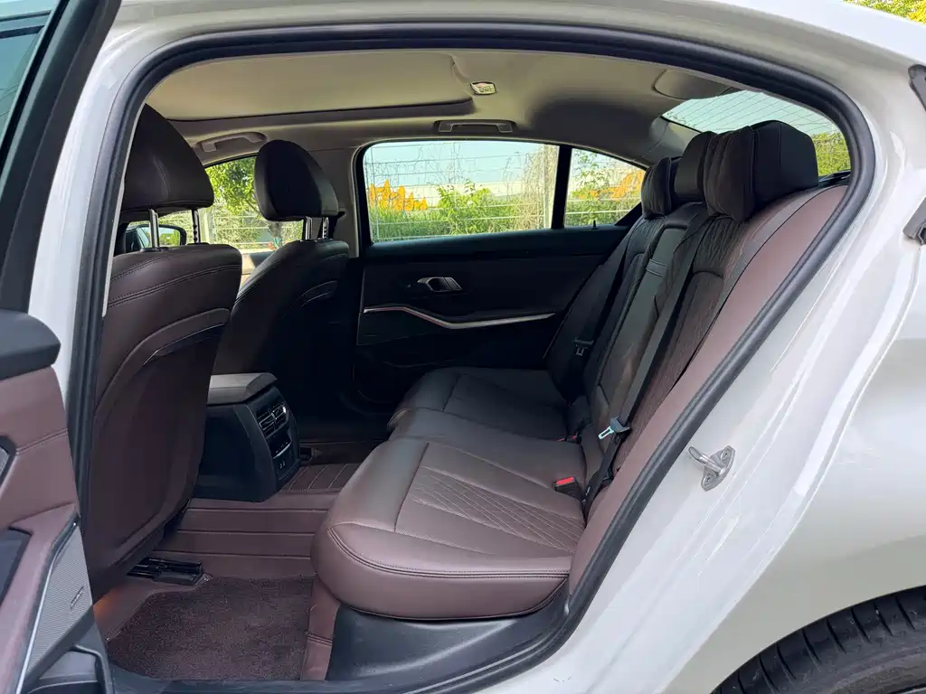 BMW 3 Series 3 2023 325Li M Sport