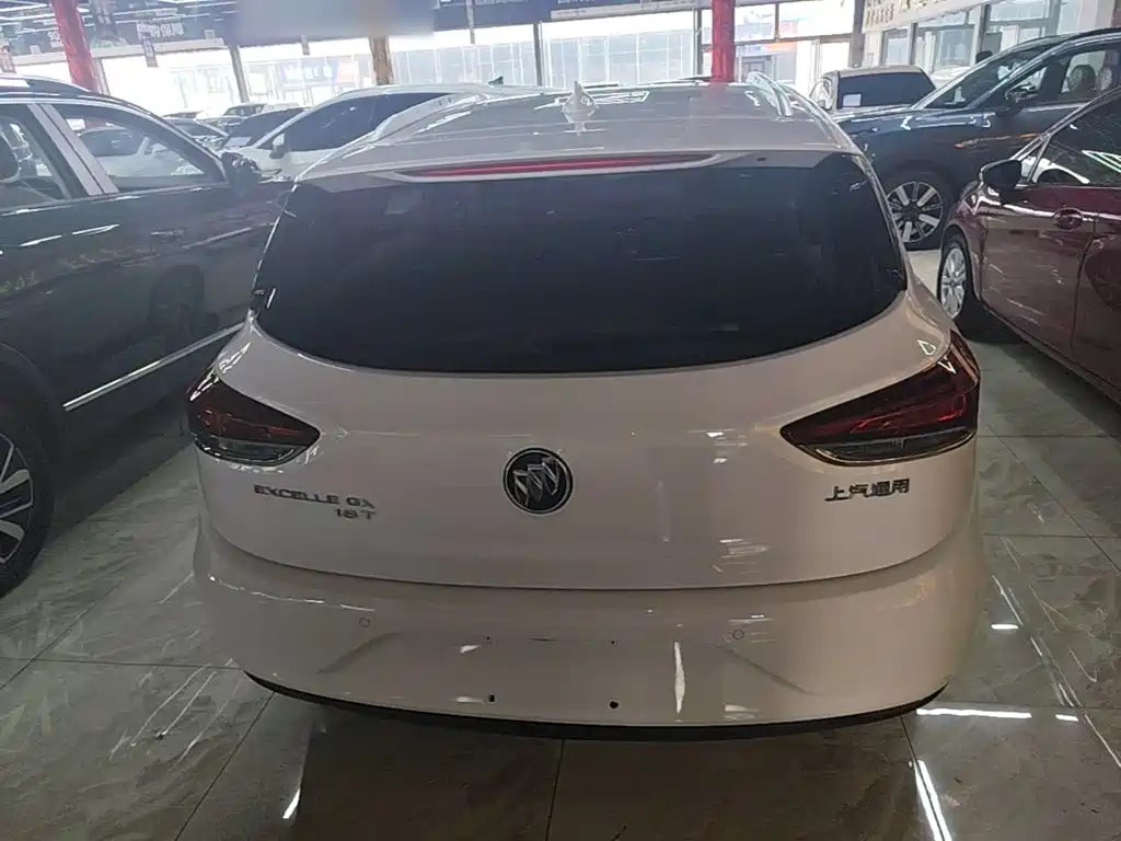 Buick Excelle — миниатюра 6