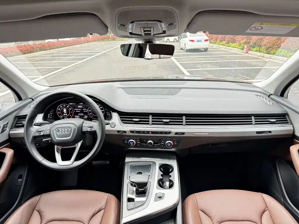 Audi Q7 2018 40 TFSI Comfort