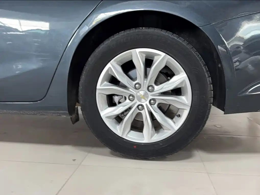 Chevrolet Malibu XL — миниатюра 11
