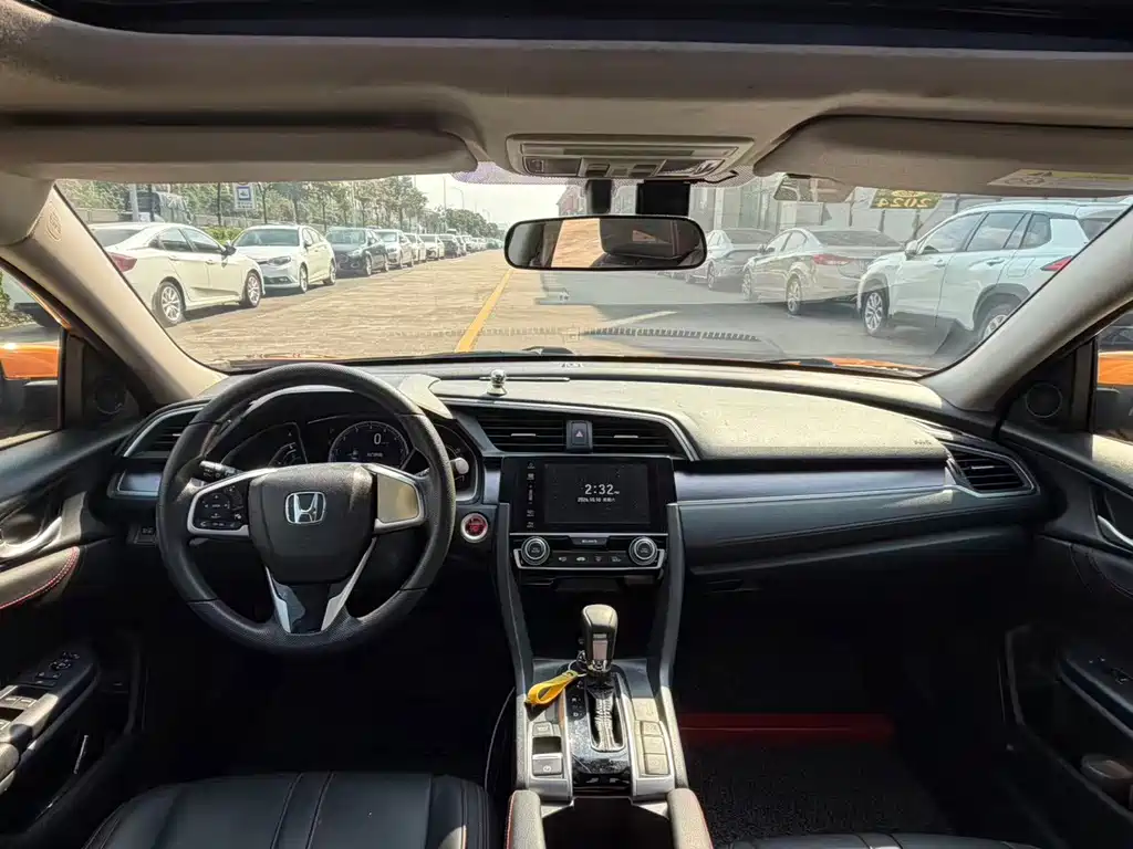 Honda Civic — миниатюра 12