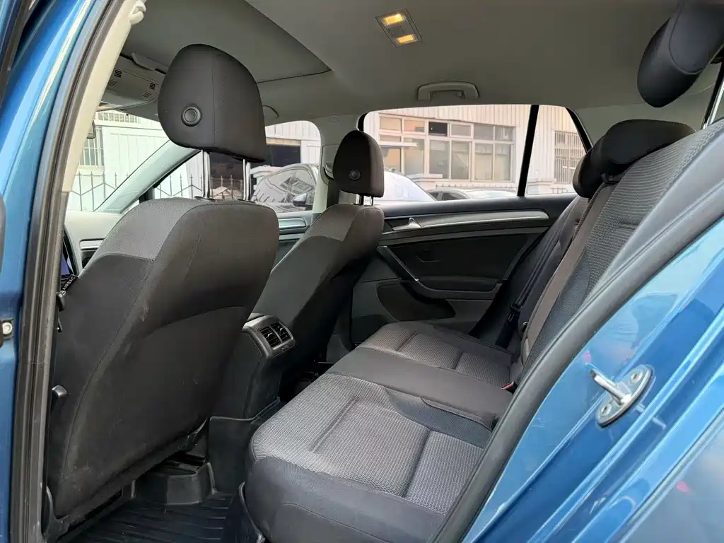 Volkswagen Golf — миниатюра 15