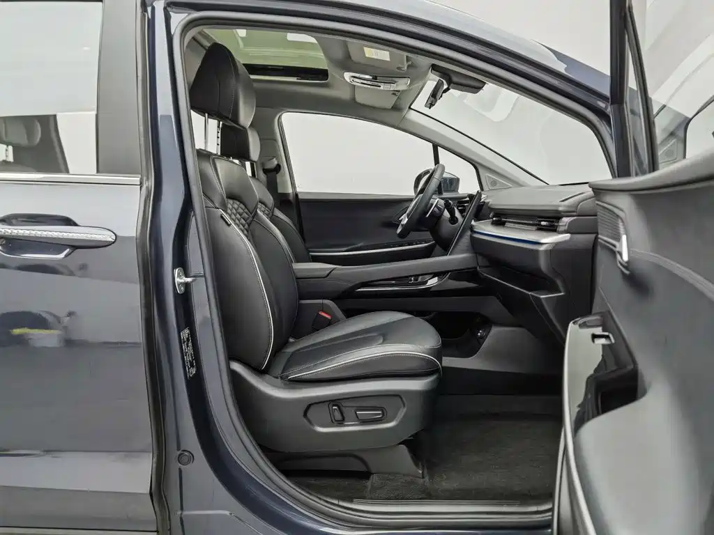 Hyundai Custo — миниатюра 23