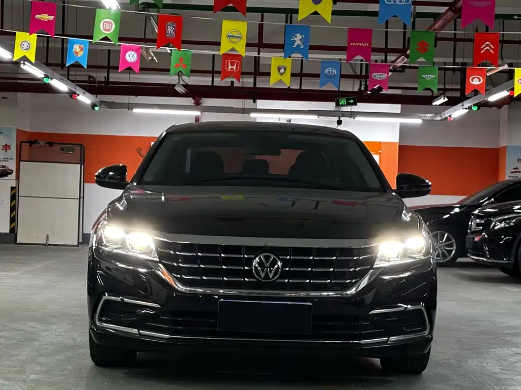 Volkswagen Passat 2021 330TSI Elite