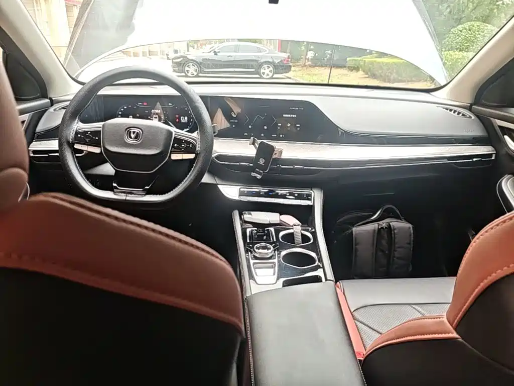 Changan Eado — миниатюра 10