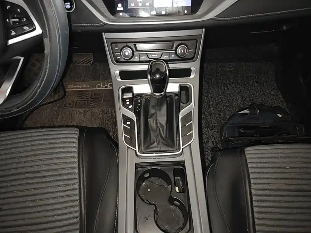 Geely Emgrand — миниатюра 14