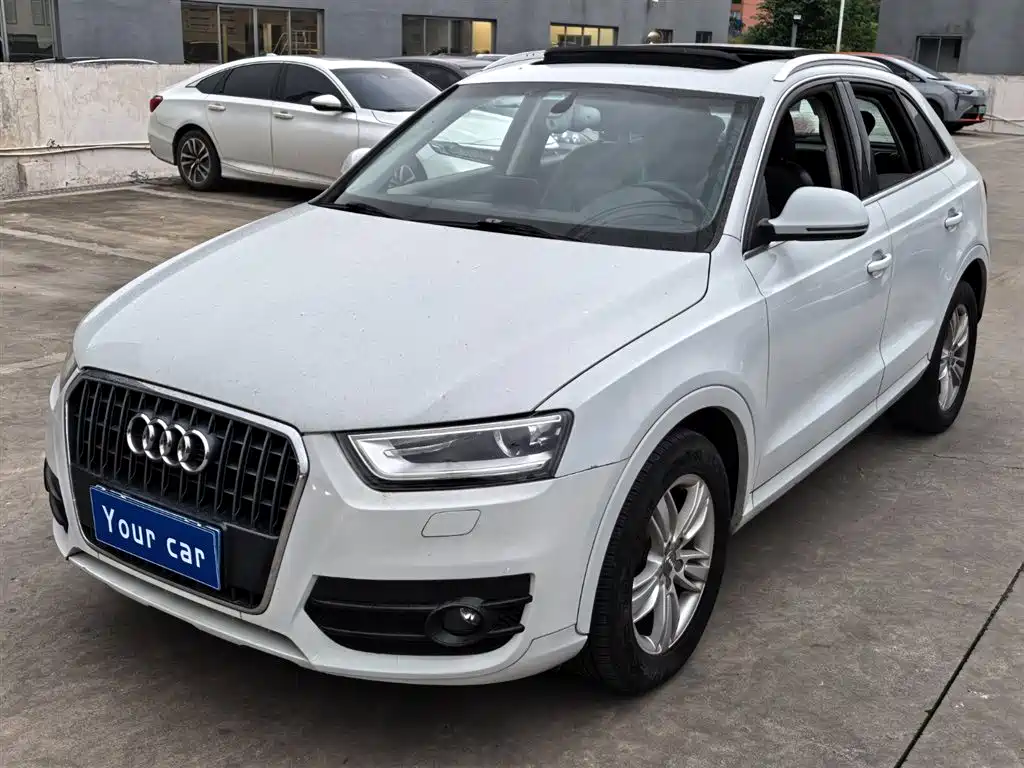 Купить Audi Q3