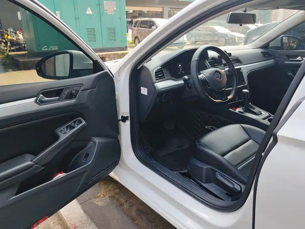 Volkswagen Lamando — миниатюра 17