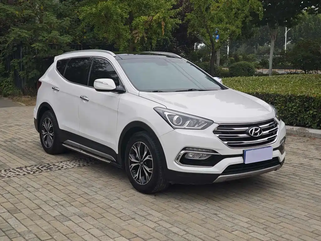 Hyundai Santa Fe — миниатюра 4